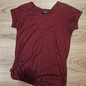 Rue 21 Women's Maroon T-shirt with Rounded Bottom